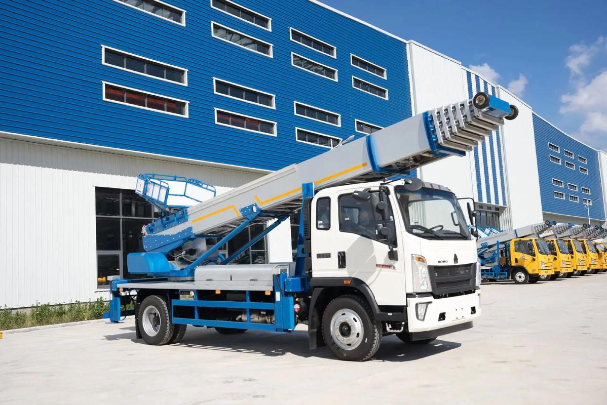 寿光出租云梯车高空作业车 建筑垃圾搬运